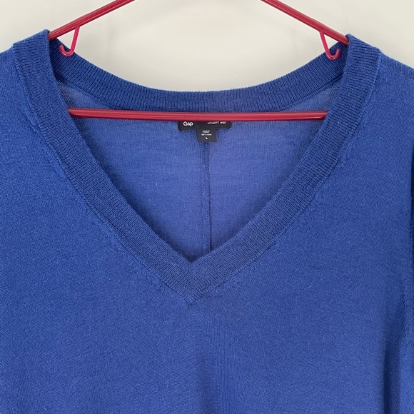 Gap 100% Ultrasoft Wool Cerulean Blue V-Neck Sweater - Picture 5 of 10